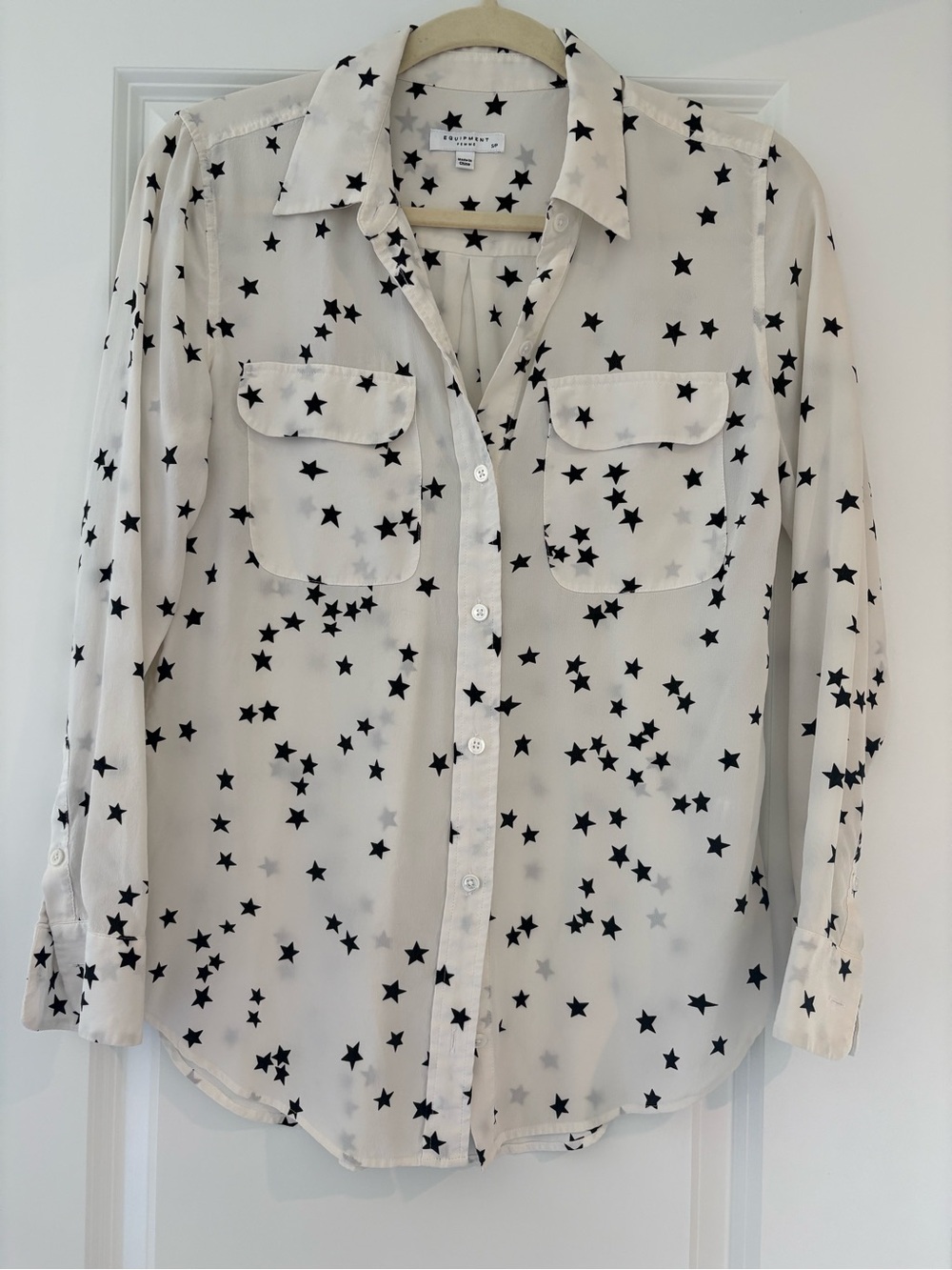 Equipment Star-Print Blouse in Cream and Black